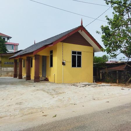 Room Stay Tok Wan 2 Kampung Kuala Besut Eksteriør bilde